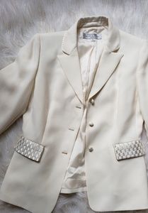 Arthur S. Levine Tahari Blazer